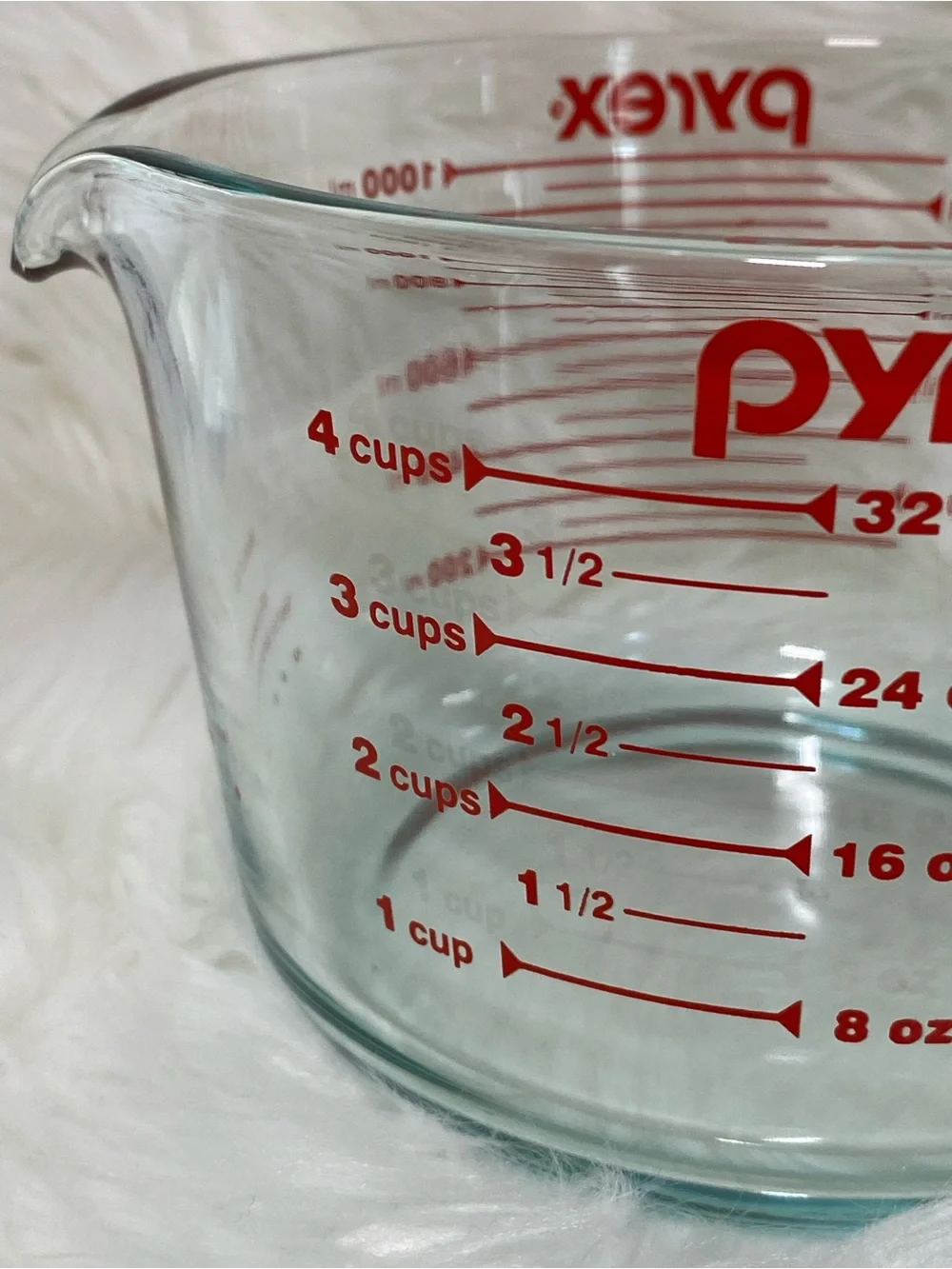 Vintage PYREX 4 Cup 1 Quart 1 Litre Red Lettering Glass Measuring Cup USA